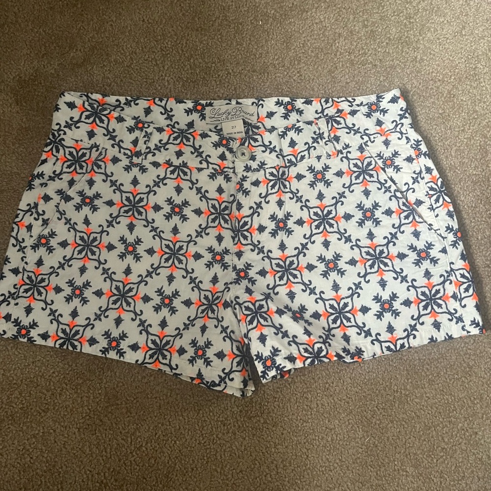 Lucky Brand White and Blue Bermuda Shorts Geometric Floral Pattern